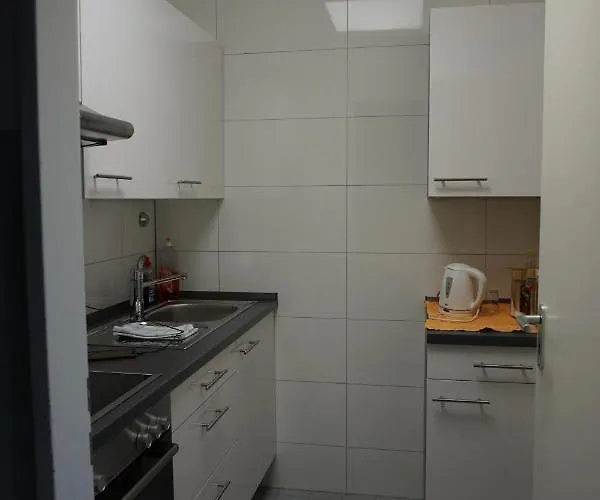 Хостел Bett3de *